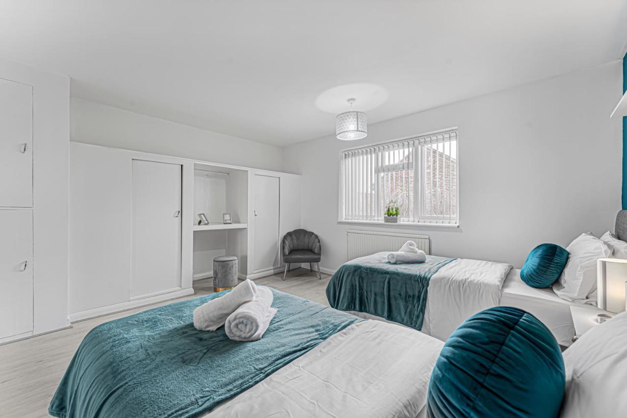 Comfort Zone Yiewsley Extérieur photo